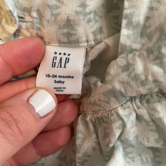 Baby Gap dress - Picture 4 of 5